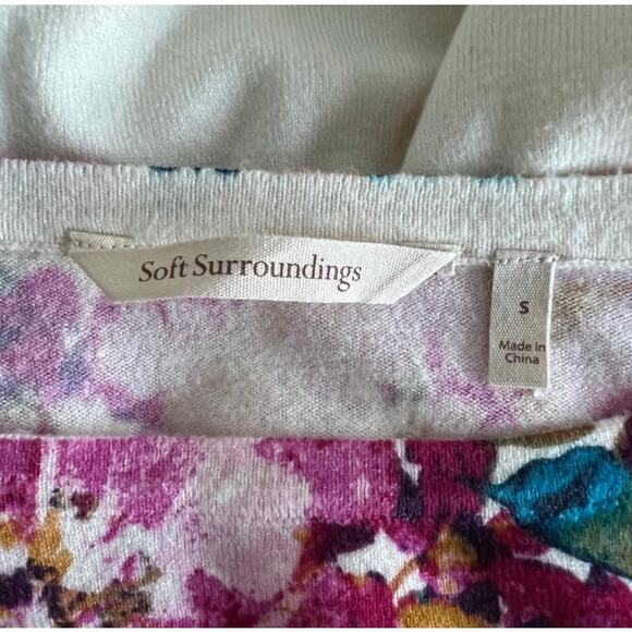 Soft Surroundings pullover sweater cream, shades of pink floral Size Small - Picture 3 of 5